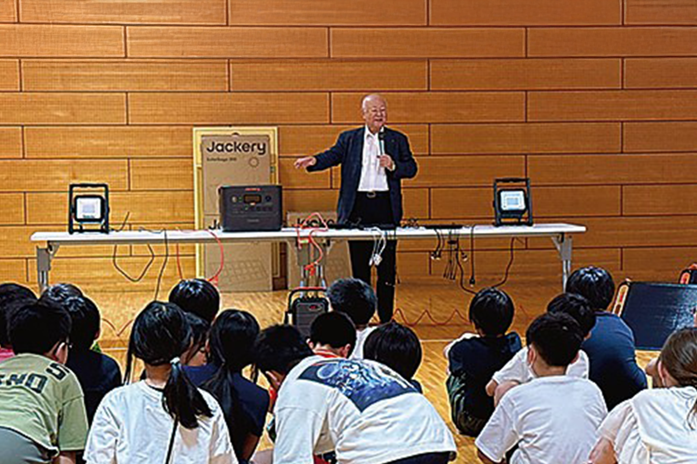 創立30周年記念事業（奉仕プロジェクト）ご報告 〜加計塚小学校への太陽光発電・蓄電池寄贈式を実施〜